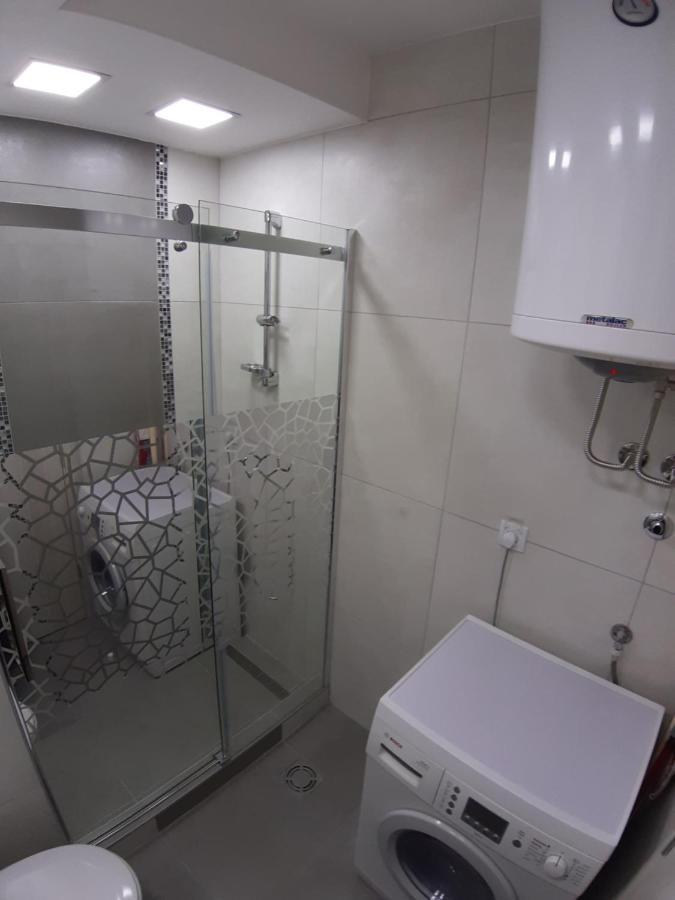 Apartamento Danube Blue 2 Belgrado Exterior foto